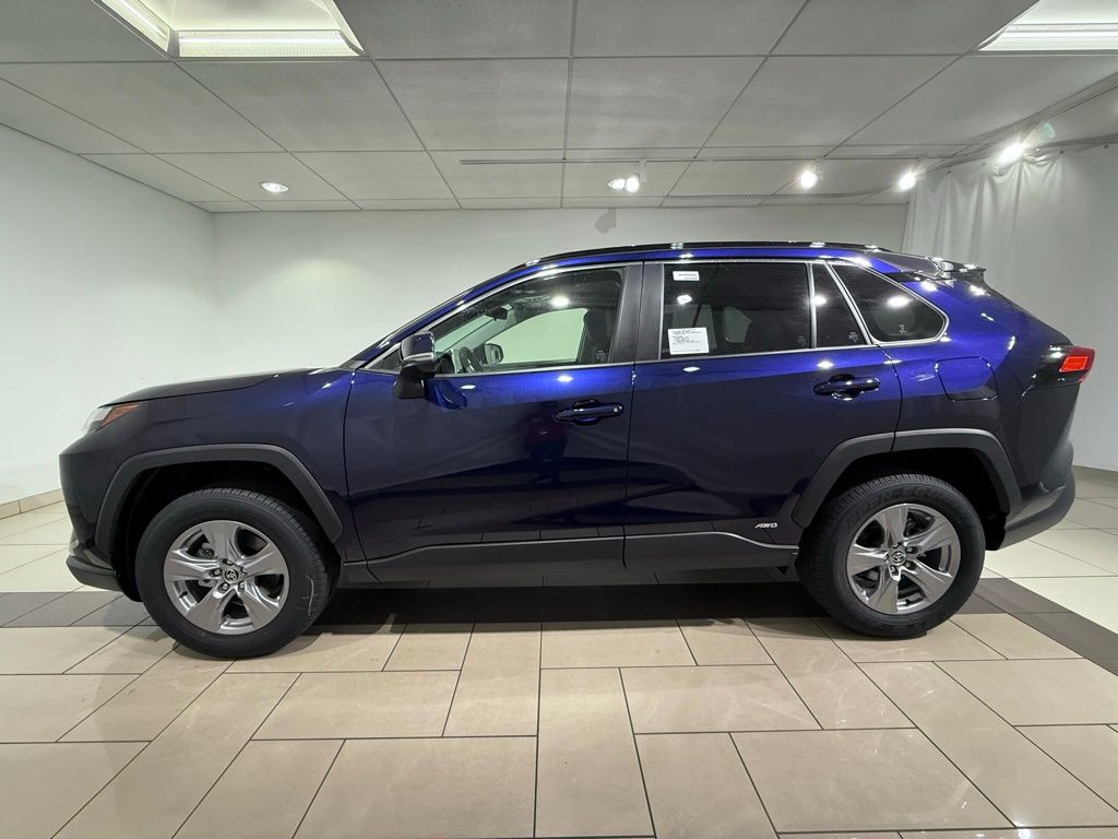 Thumbnail: 2025 Toyota RAV4 - 2