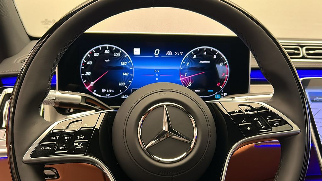 2025 Mercedes-Benz S-Class S 580 13