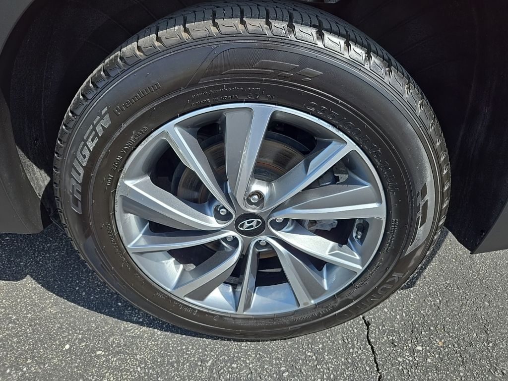 2019 Hyundai Santa Fe Limited 15
