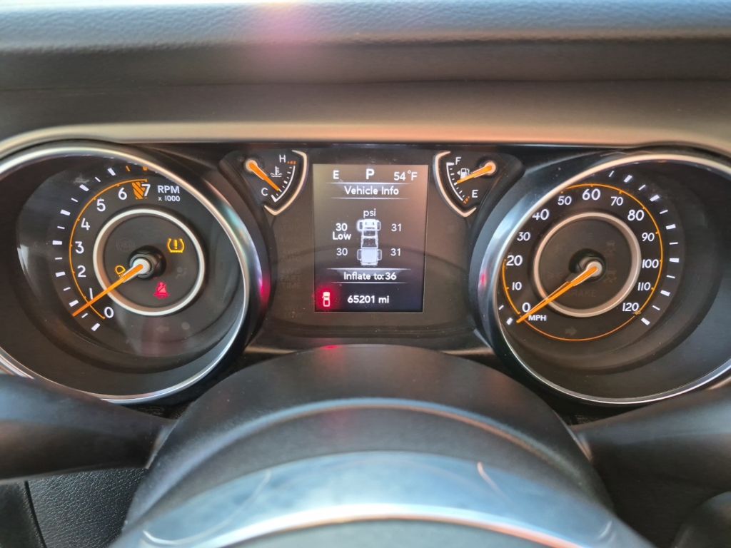 Used Car 2020 Jeep Gladiator  Sport For Sale Under $30,000 In Austin, Texas