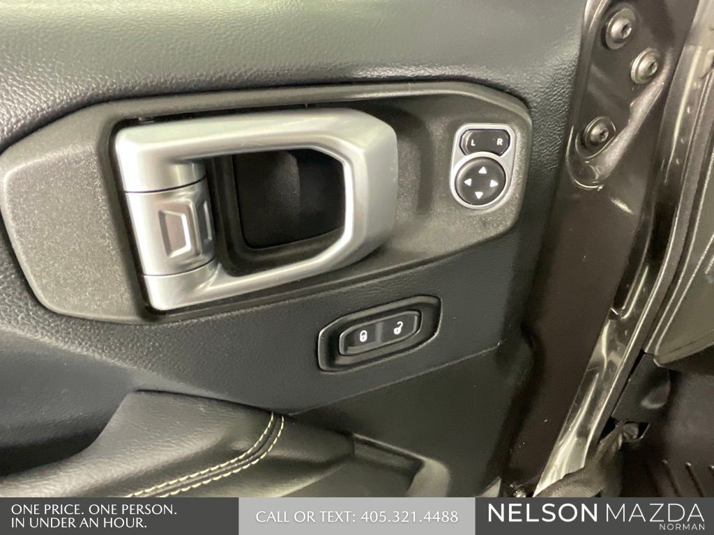 2019 Jeep Wrangler Unlimited Sahara - Photo 18