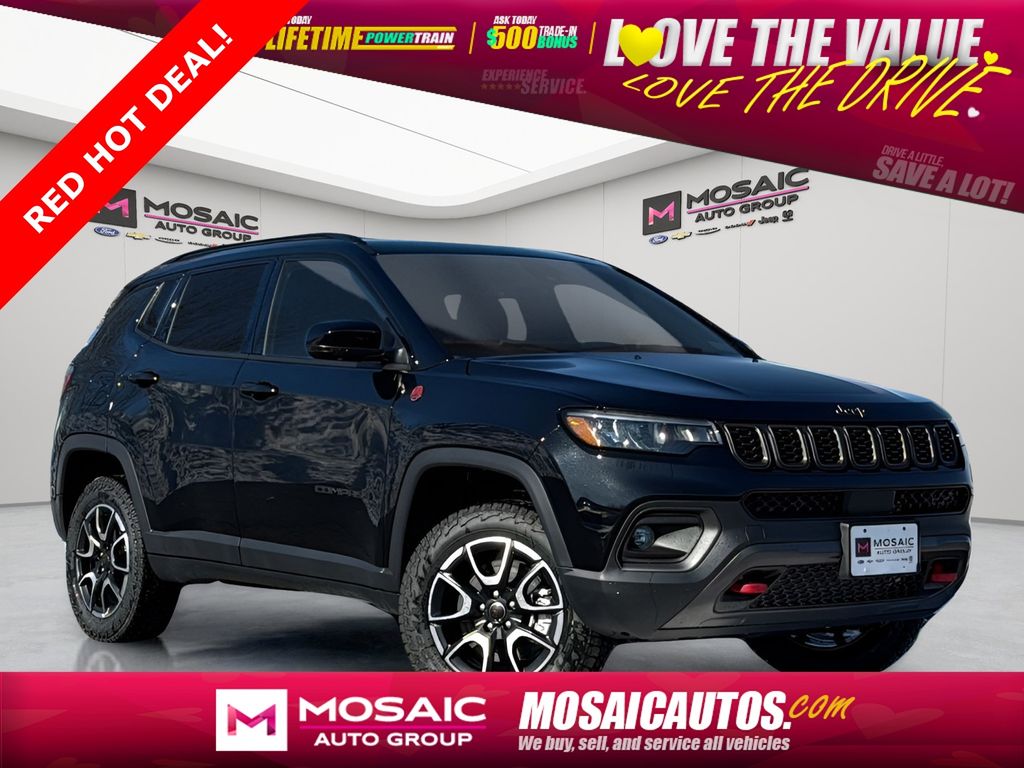 New 2026 Jeep Compass Trailhawk SUVs