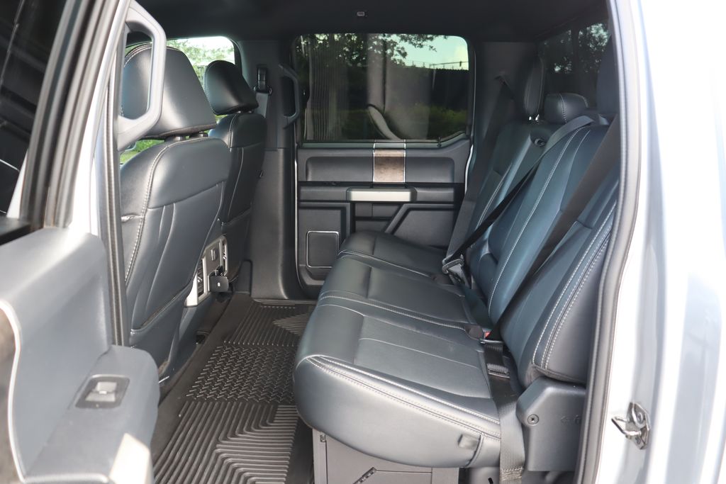 2022 Ford F-250 Lariat 19