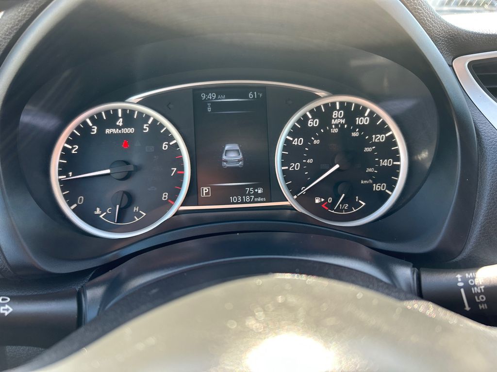 2018 Nissan Sentra S 16