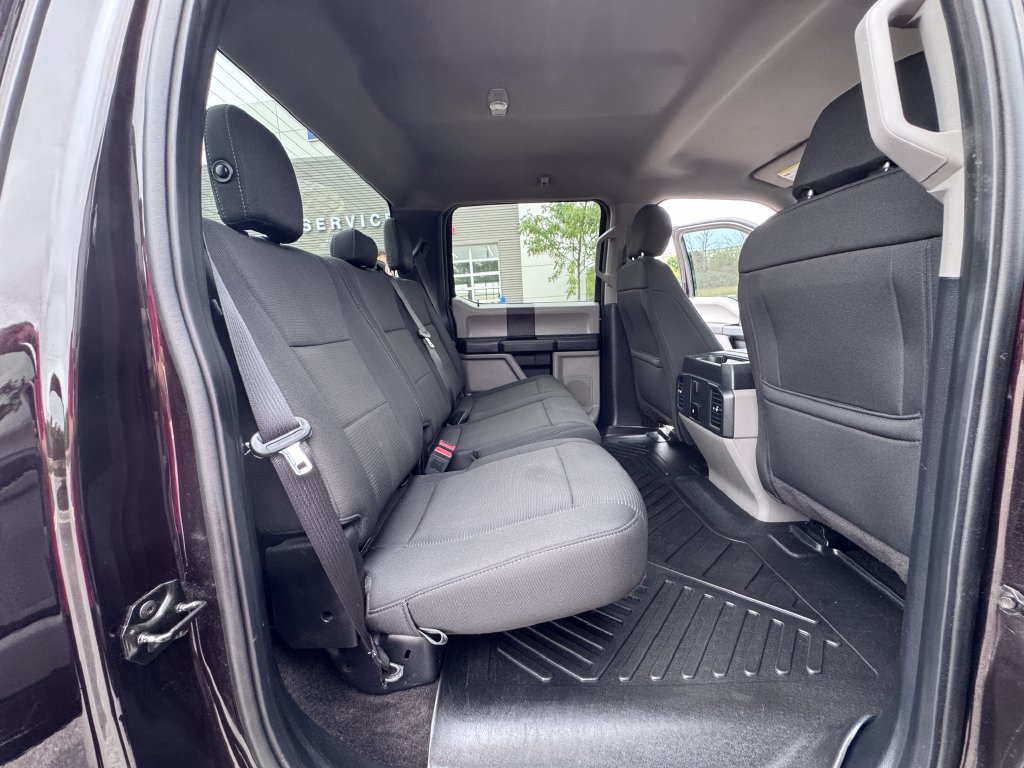 Used 2019 Magma Red Ford XL image 28