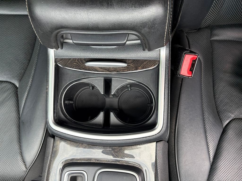 2017 Chrysler 300 C