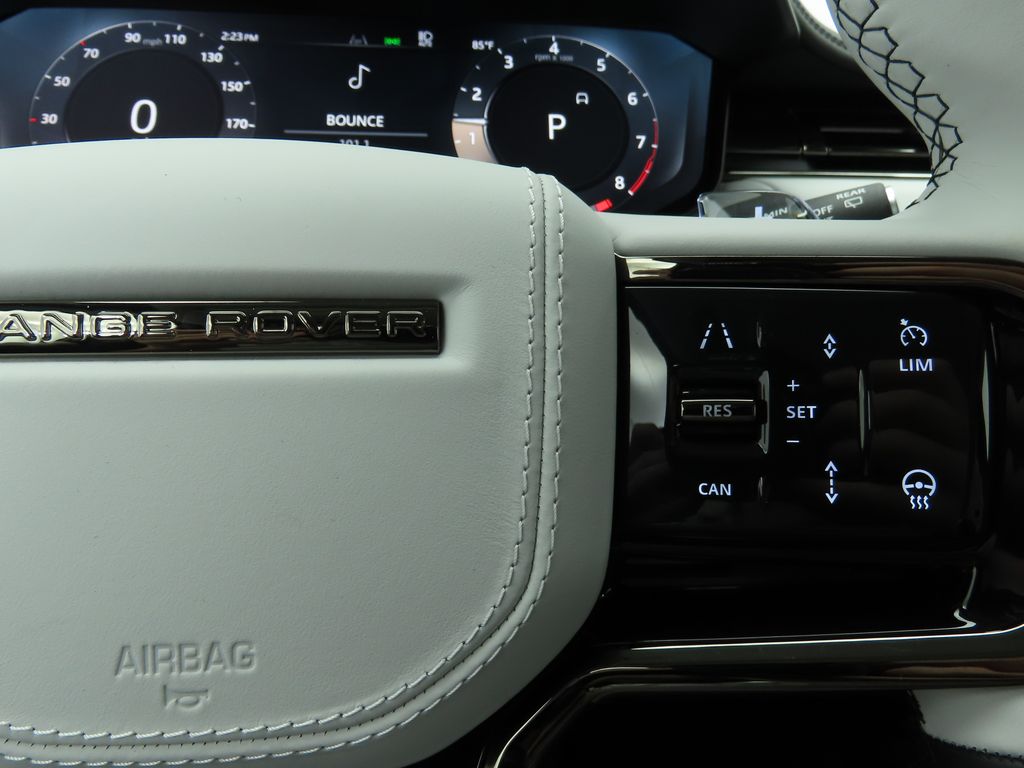 Thumbnail: 2025 Land Rover Range Rover Sport - 12