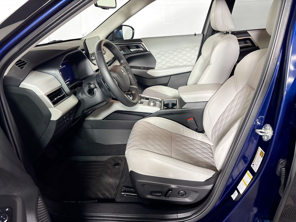 2023 Mitsubishi Outlander PHEV SEL