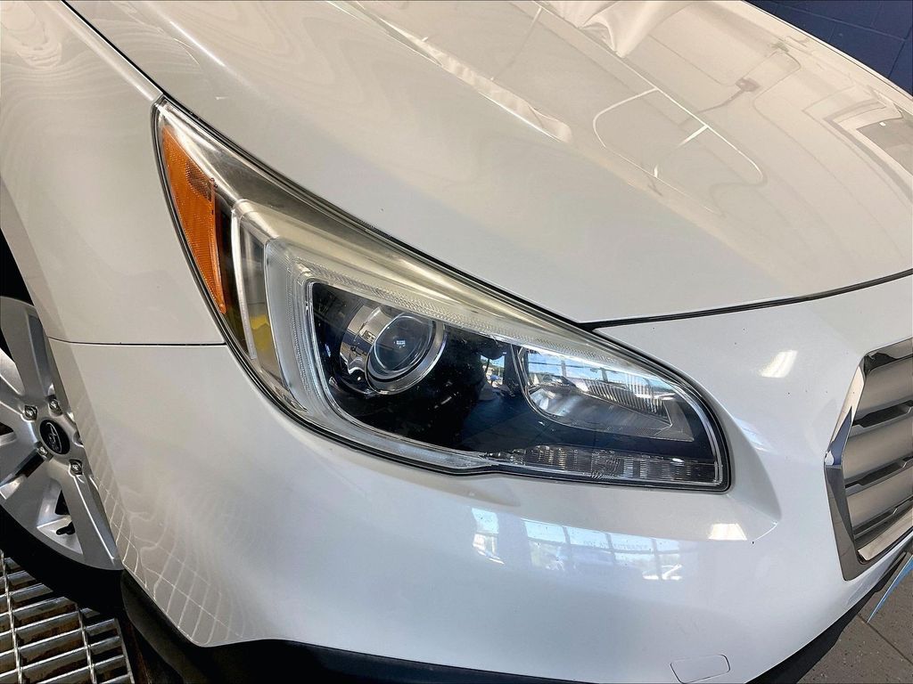 2015 Subaru Outback — photo 32