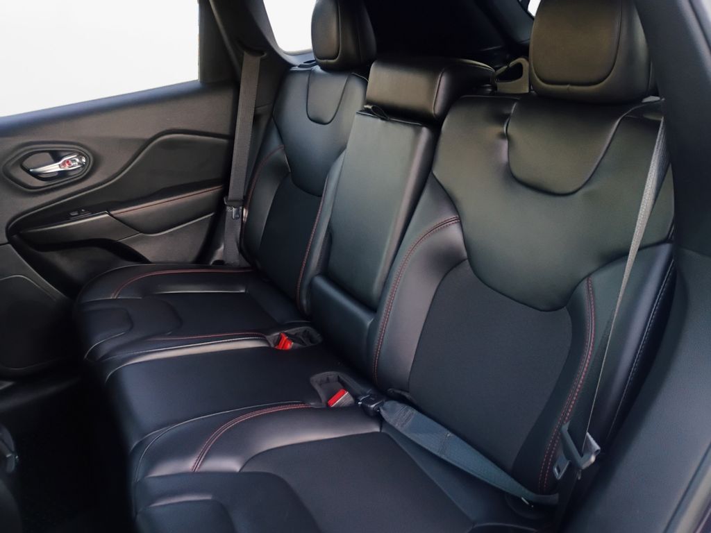 Used Car 2021 Jeep Cherokee  Trailhawk For Sale Under $25,000 In Austin, Texas