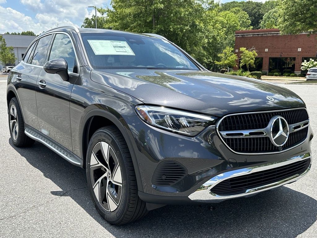 2024 Mercedes-Benz GLC GLC 300 2