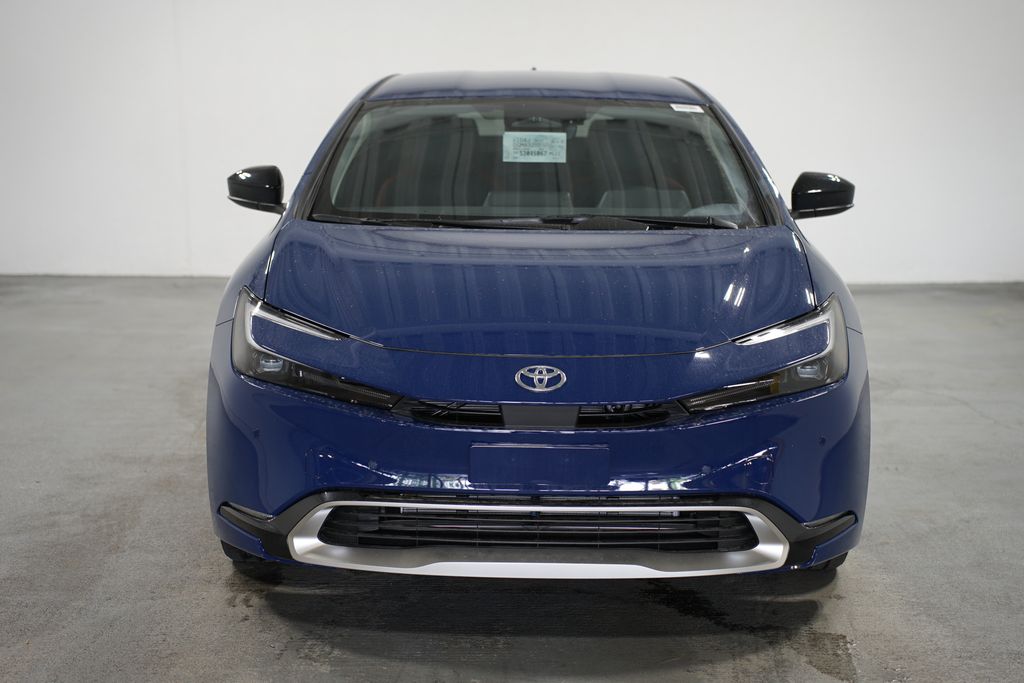 2025 Toyota Prius Plug-in 2