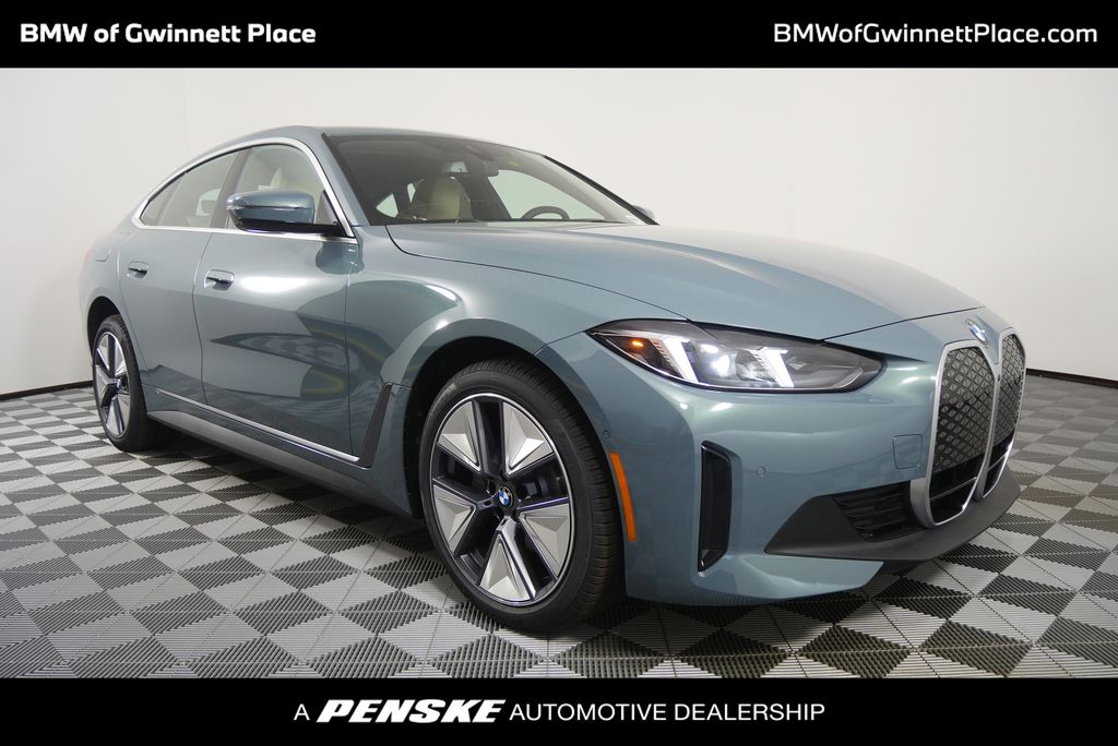 Thumbnail: 2026 BMW i4 - 1