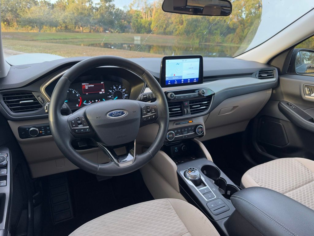 2021 Ford Escape SE 12