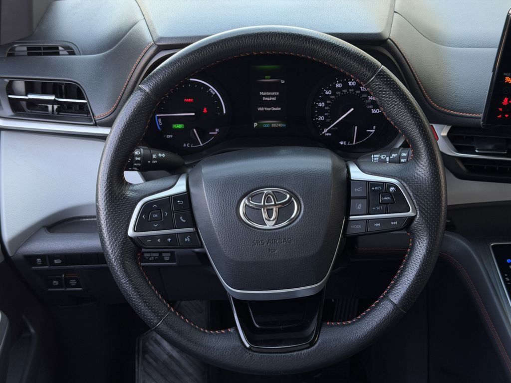 Used 2022 Toyota Sienna Van