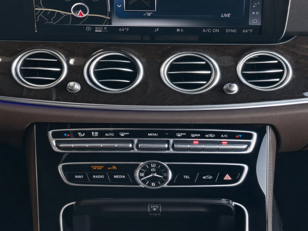 Thumbnail: 2018 Mercedes-Benz E-Class - 9