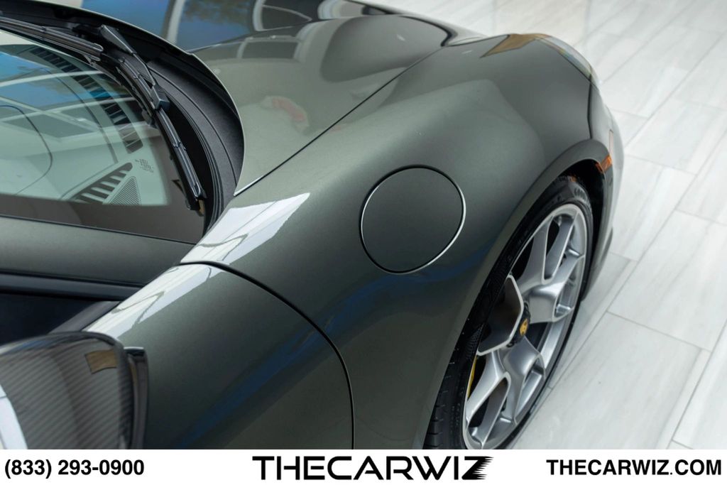 2023 Porsche 911