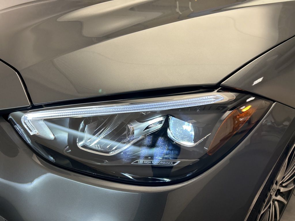 Thumbnail: 2026 Mercedes-Benz C-Class - 9