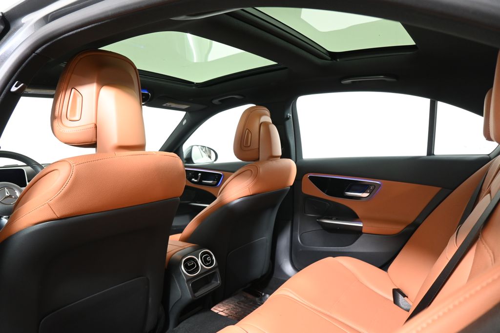 Thumbnail: 2025 Mercedes-Benz C-Class - 30