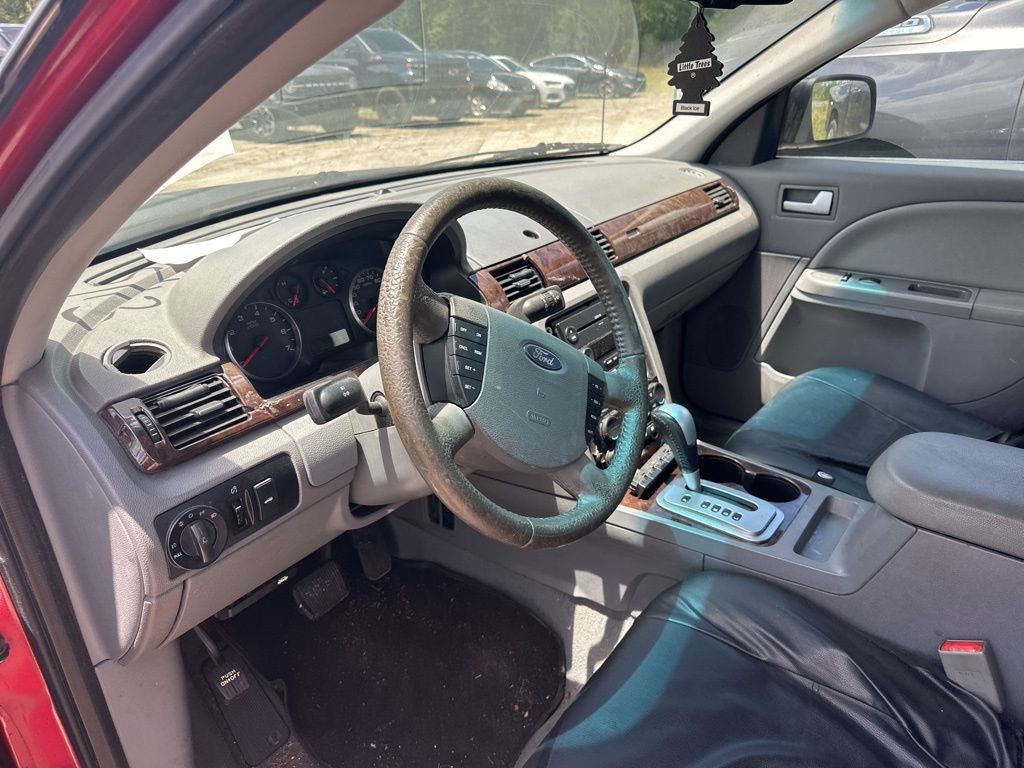 2006 Black Ford Five Hundred SEL FWD Sedan