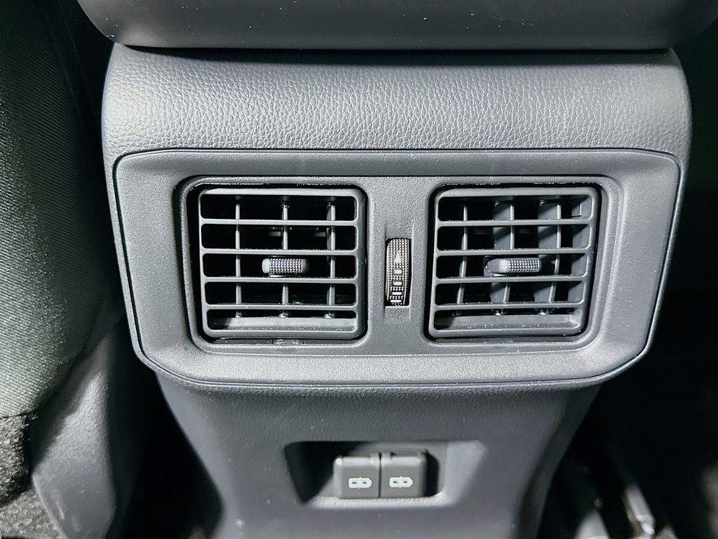 Thumbnail: 2025 Toyota RAV4 - 26