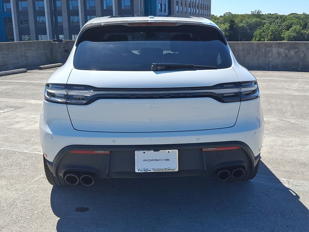 Thumbnail: 2023 Porsche Macan - 9
