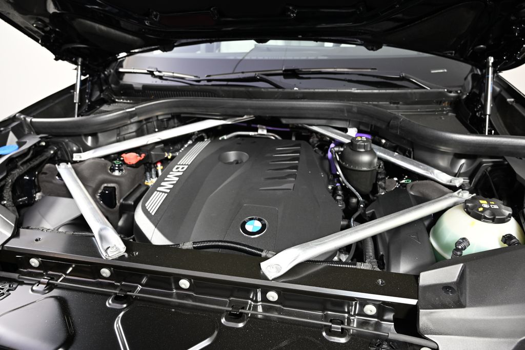 Thumbnail: 2026 BMW X7 - 28