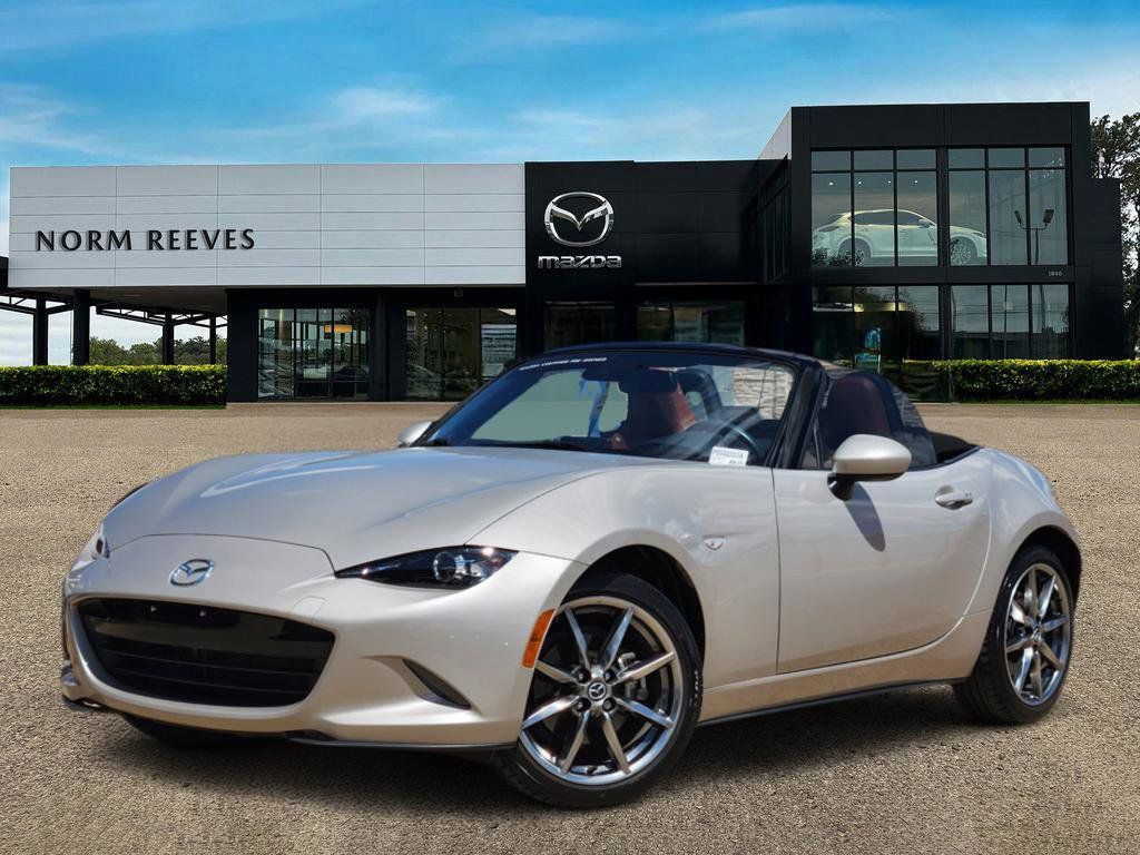 Gray (Platinum Quartz Metallic) 2023 Mazda MX-5 Miata Grand Touring RWD Convertible Rear-Wheel Drive 6-Speed Automatic