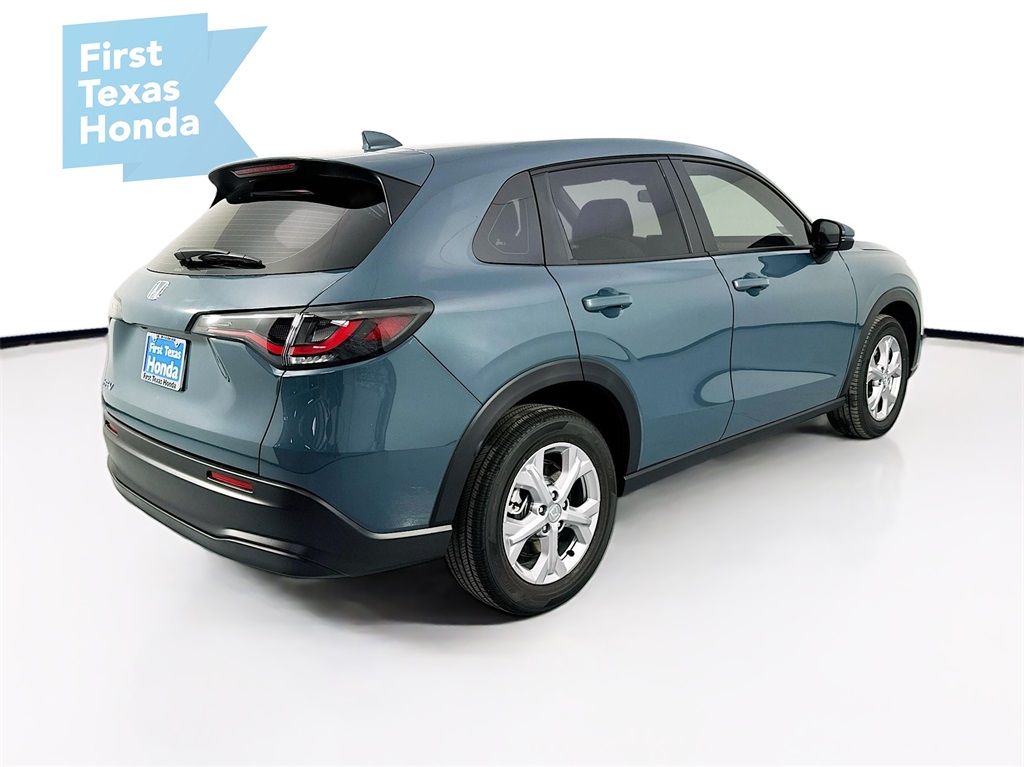 2025 Honda HR-V LX photo