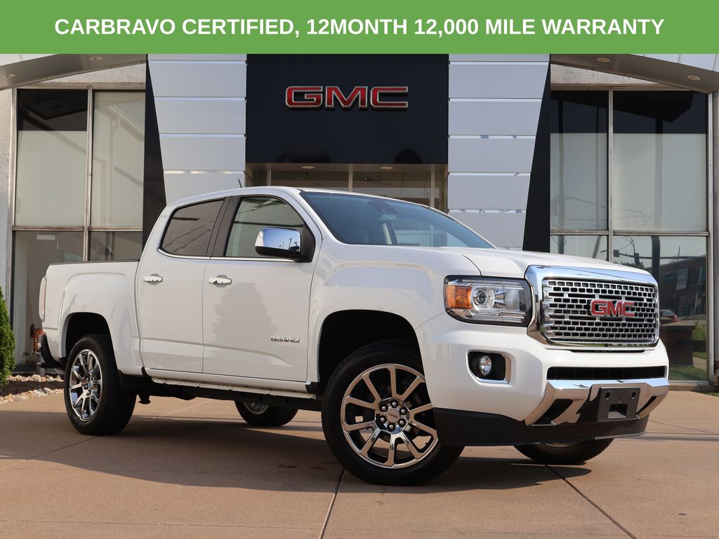 Summit White 2017 GMC Canyon Pickup Truck Four-Wheel Drive 8-Speed Automatic