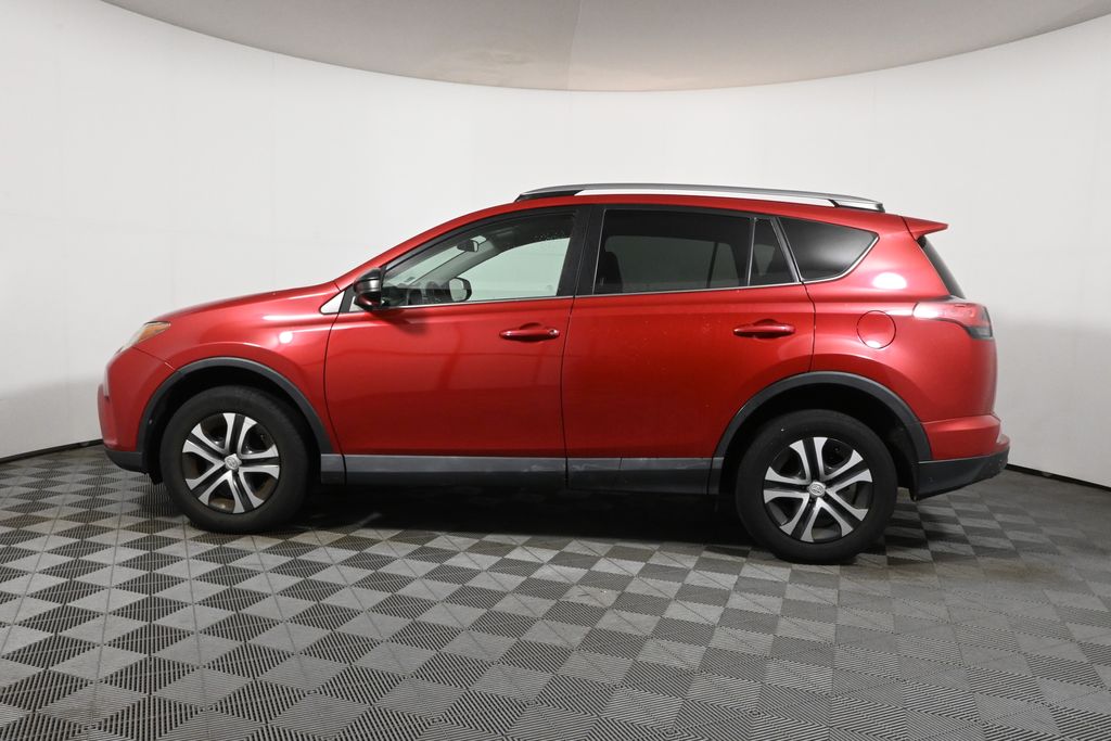 Thumbnail: 2017 Toyota RAV4 - 2