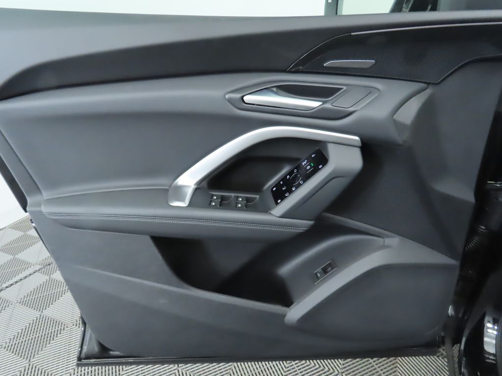 2025 Audi Q5 Premium 26