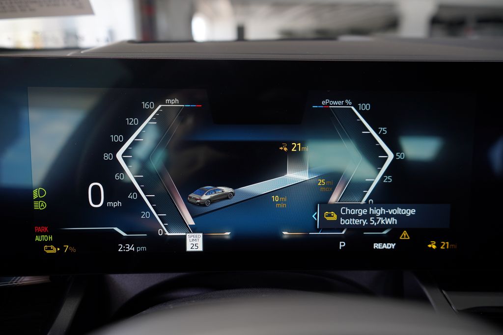2025 BMW i5 eDrive40 17