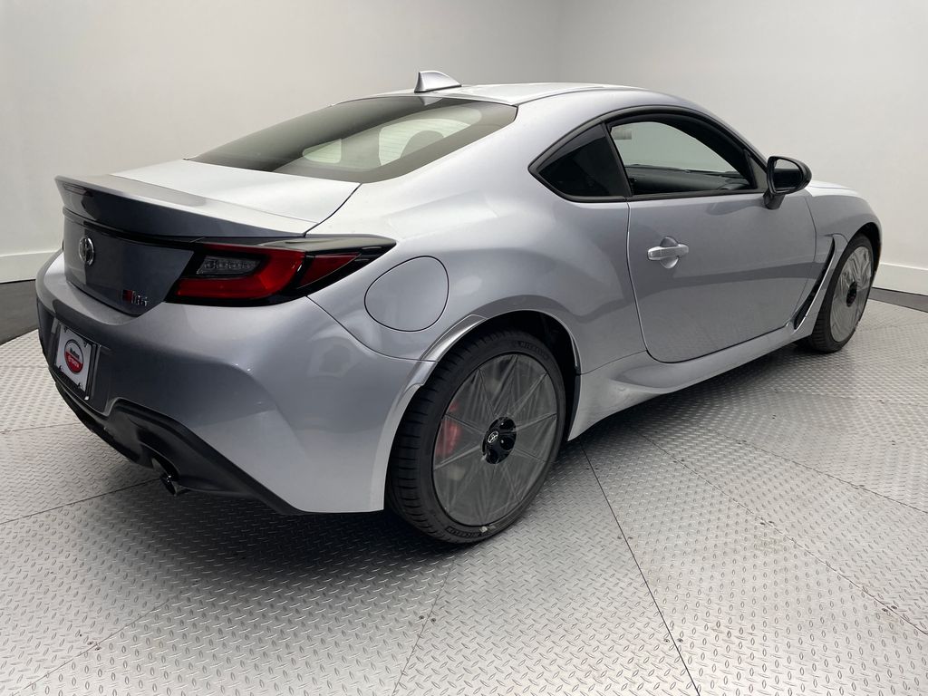 Thumbnail: 2025 Toyota GR86 - 4