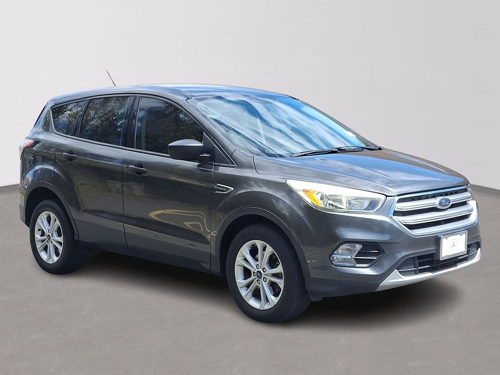 2017 Ford Escape S 3