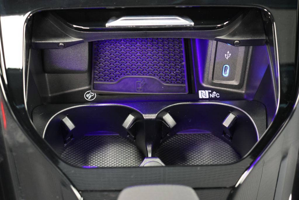 Thumbnail: 2022 Mercedes-Benz SL-Class - 28