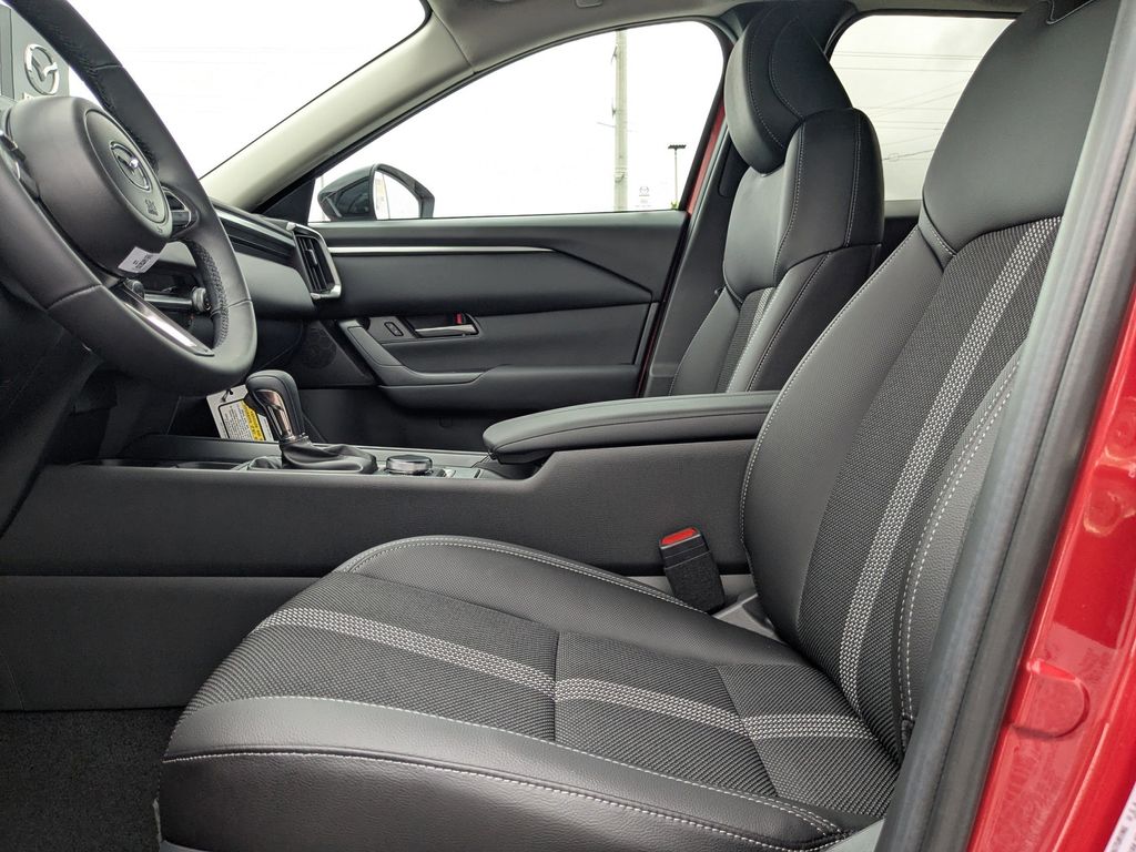 2025 Mazda CX-50 2.5 S Select Package