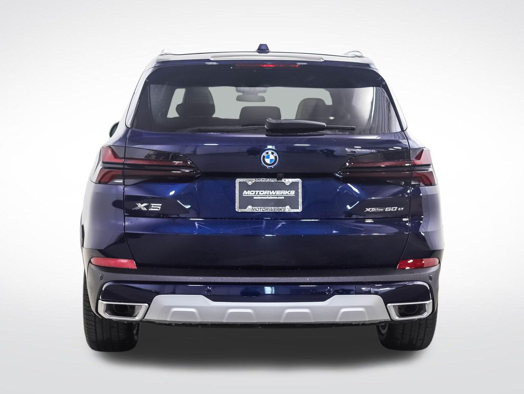 Thumbnail: 2026 BMW X5 - 4