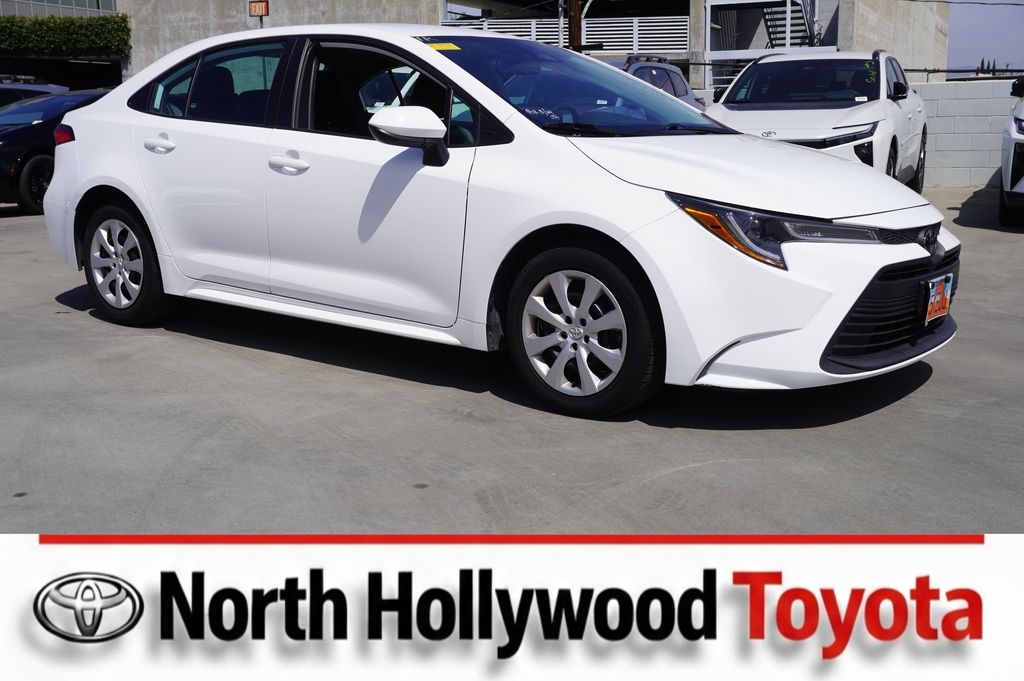 2024 Toyota Corolla Ice Sedán Tracción delantera Transmisión variable continua