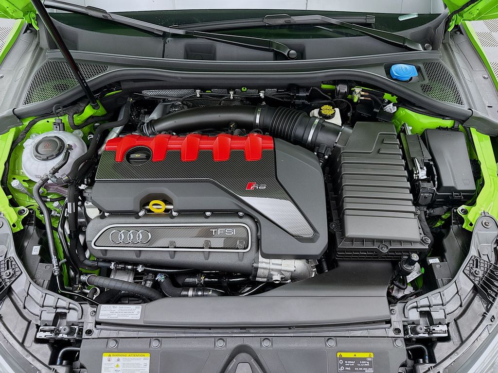Thumbnail: 2025 Audi RS 3 - 28