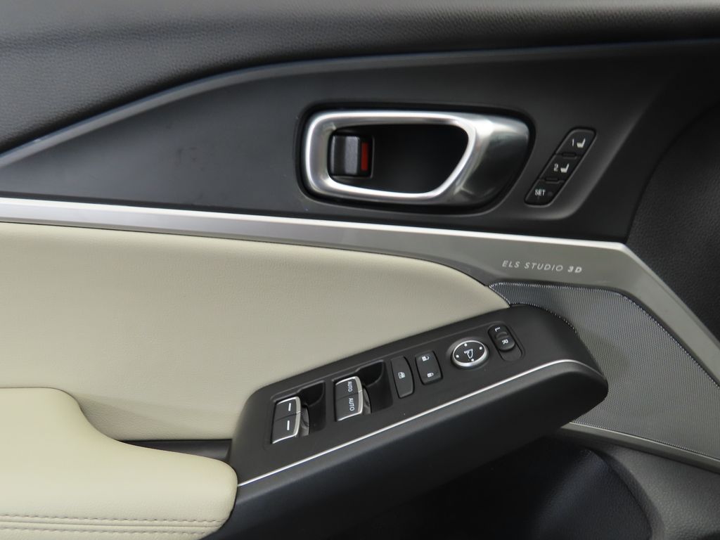 Thumbnail: 2023 Acura Integra - 21