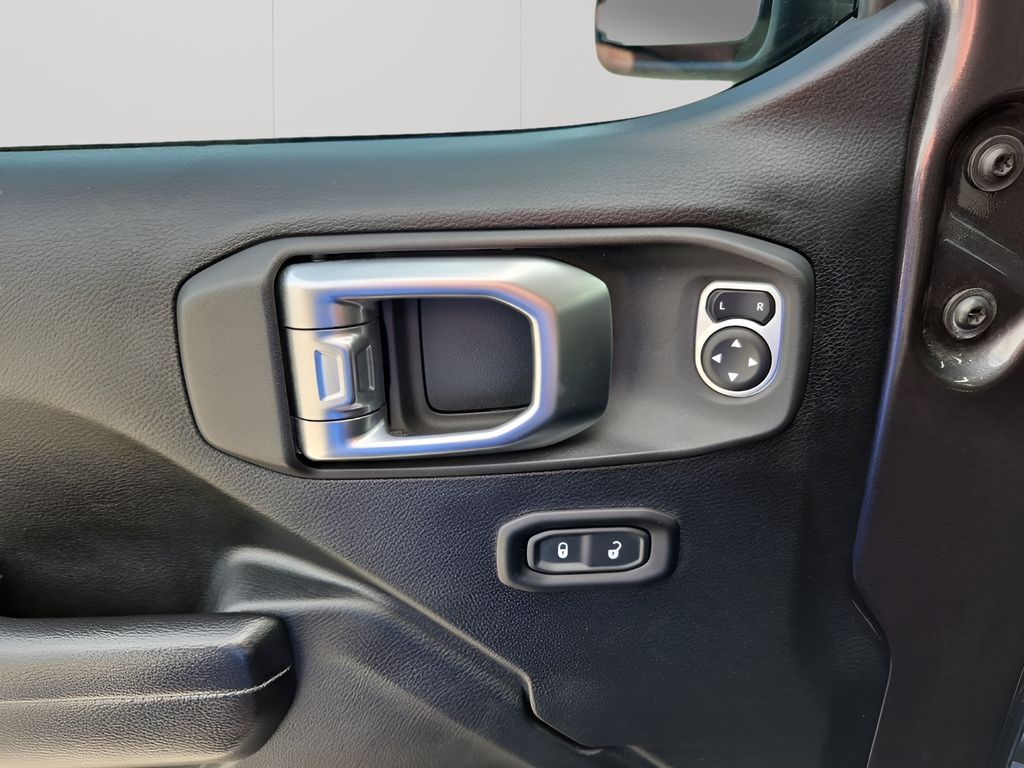 Used Car 2019 Jeep Wrangler  Unlimited Sport S For Sale Under $30,000 In Austin, Texas