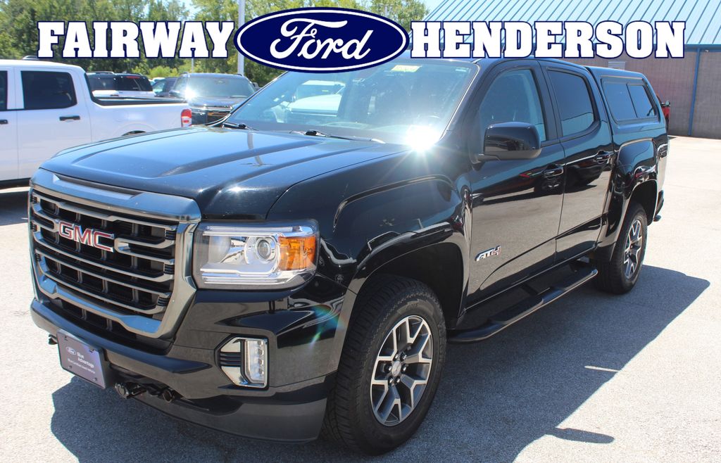 2022 GMC Canyon AT4 Crew Cab 4WD with Leather
