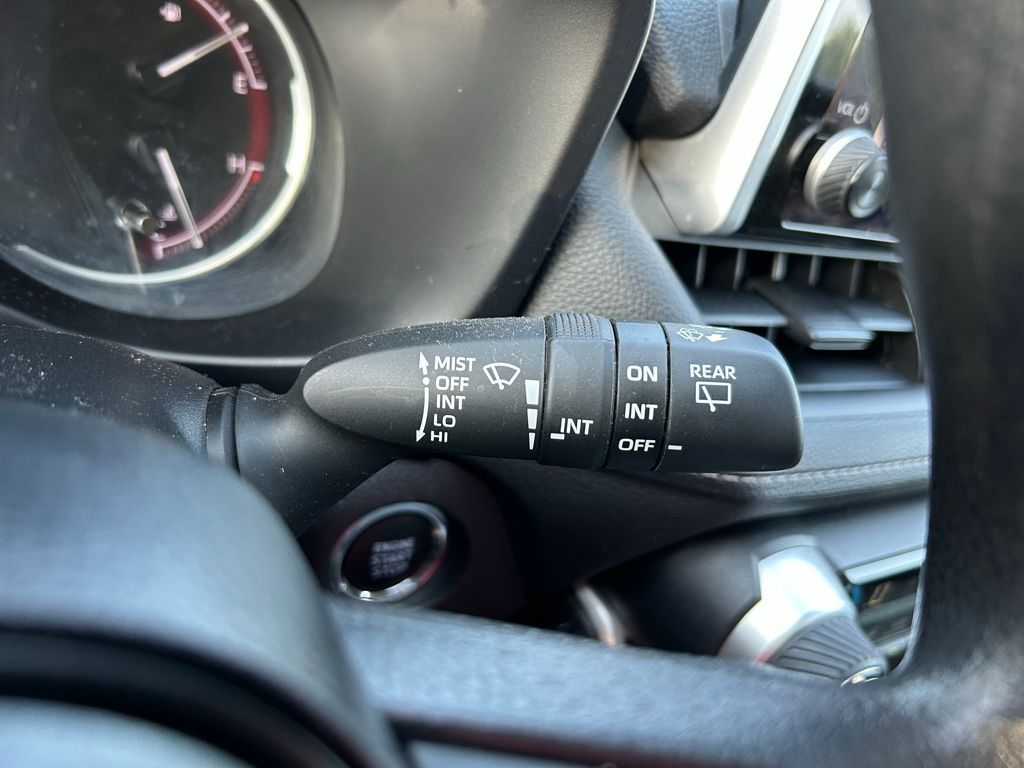 2024 Toyota RAV4 XLE 21