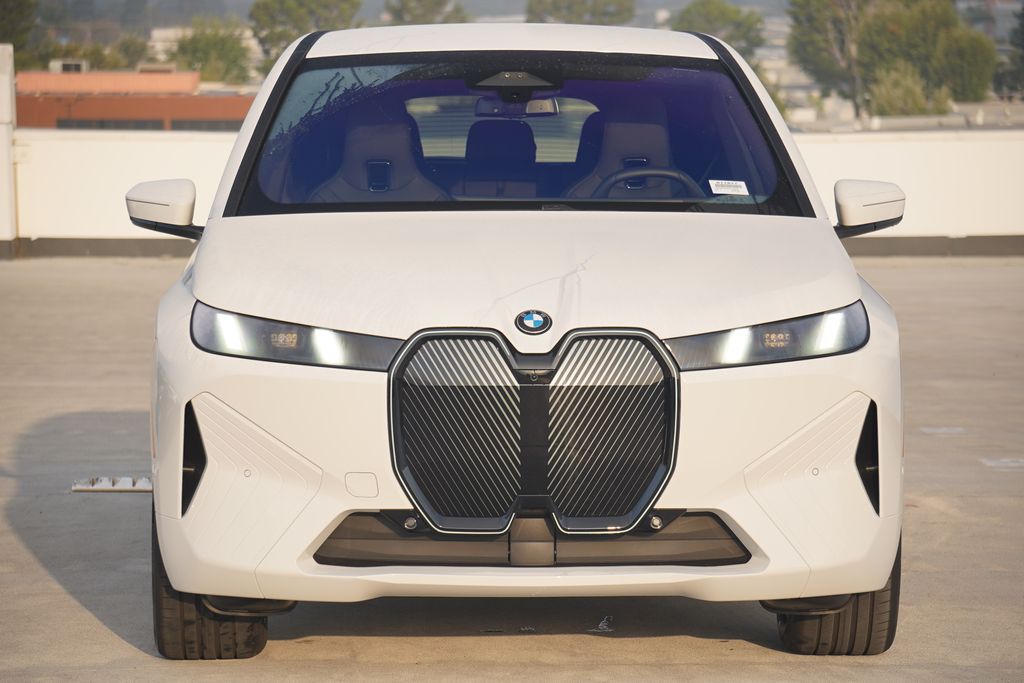 Thumbnail: 2026 BMW iX - 2