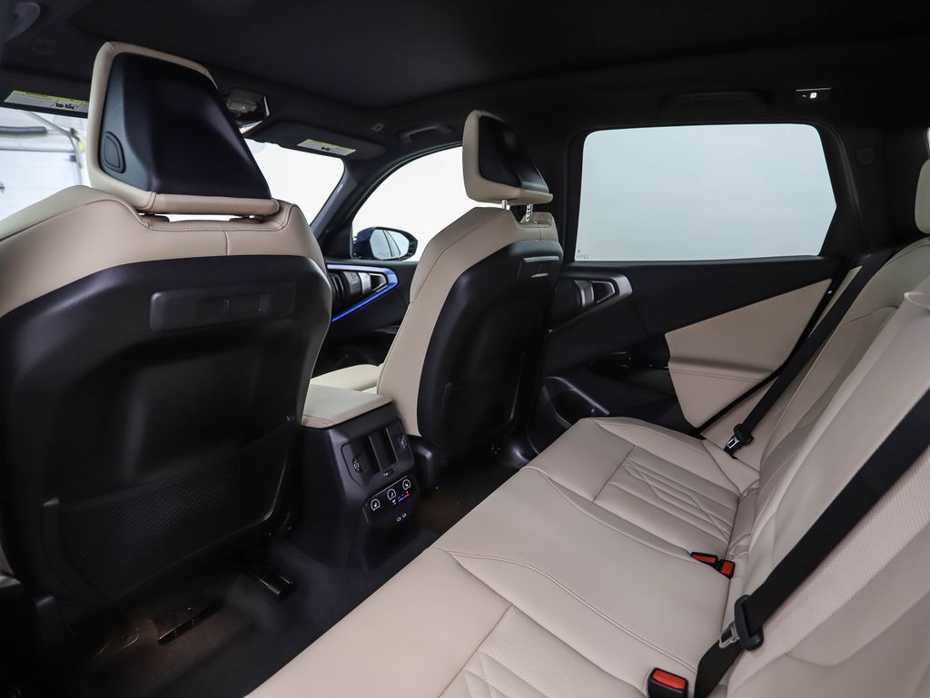 Thumbnail: 2026 BMW X3 - 21