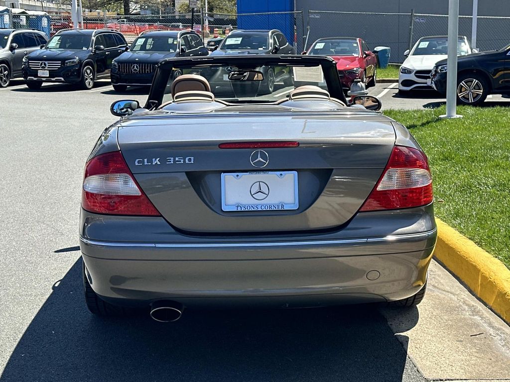 Thumbnail: 2009 Mercedes-Benz CLK - 24