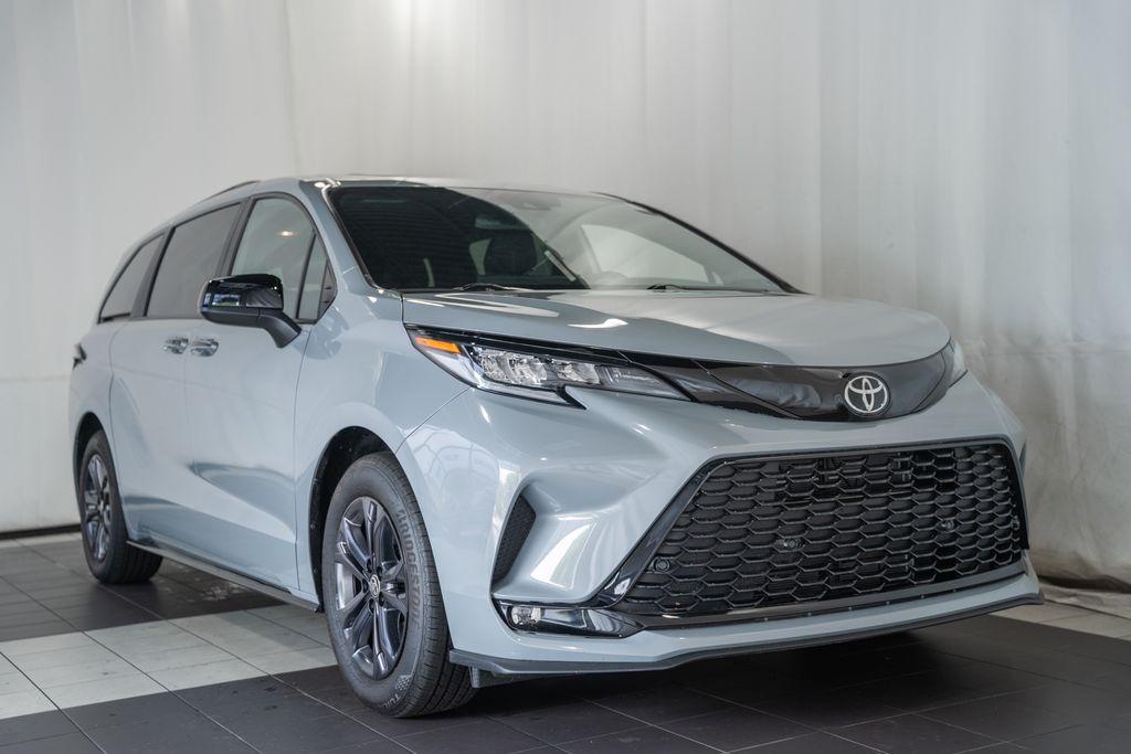 Cement 2026 Toyota Sienna XSE 7-Passenger AWD Minivan All-Wheel Drive Continuously Variable Transmission