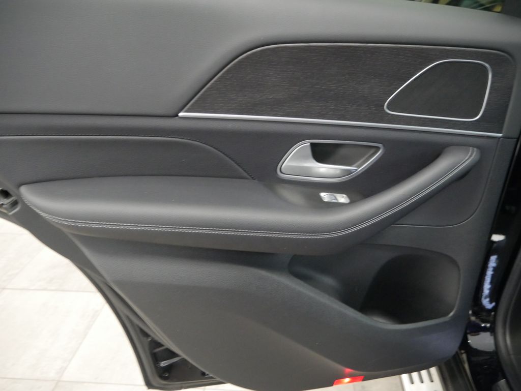 Thumbnail: 2024 Mercedes-Benz GLE - 21