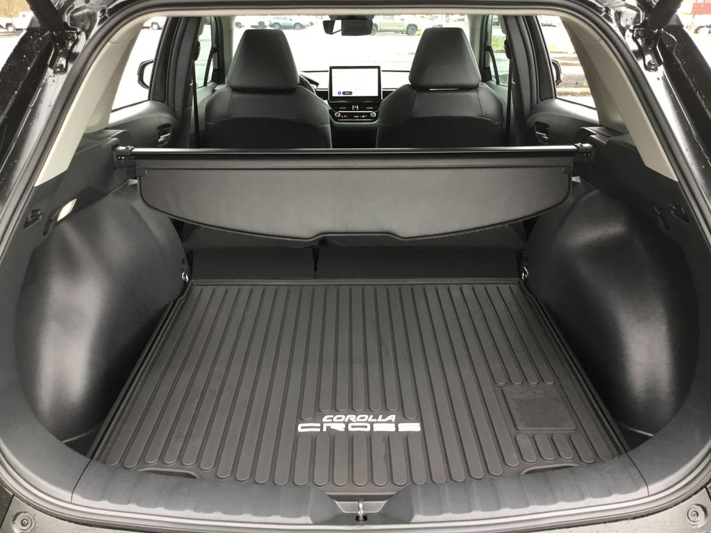 Thumbnail: 2026 Toyota Corolla Cross - 17